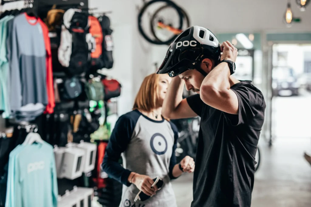 60f1b78a609537ab3860284d_OAK-bikecafe-web-33